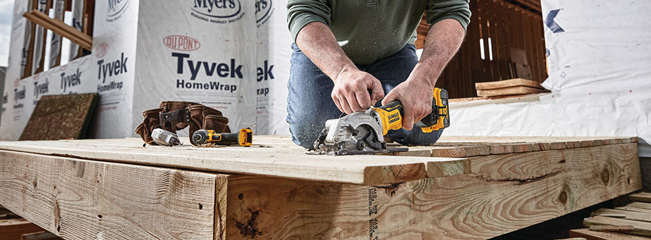 Dewalt instrumenti